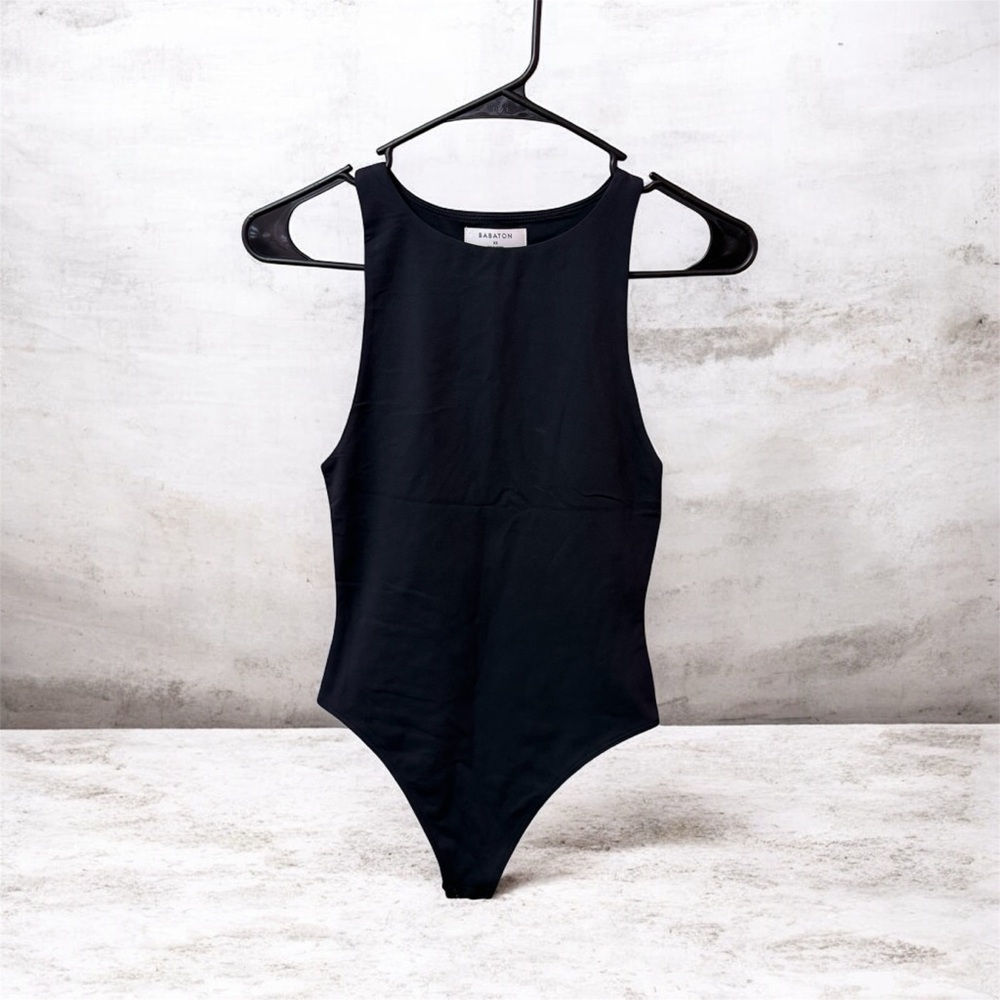 Babaton Bodysuit Womens XS Black Shoulder Pad Sleeveless Round Neck